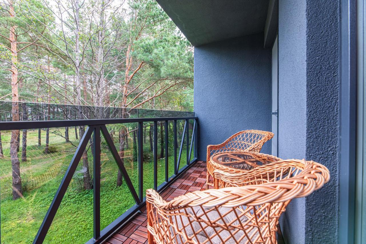 Sunny Pines Apartment Паланга Экстерьер фото