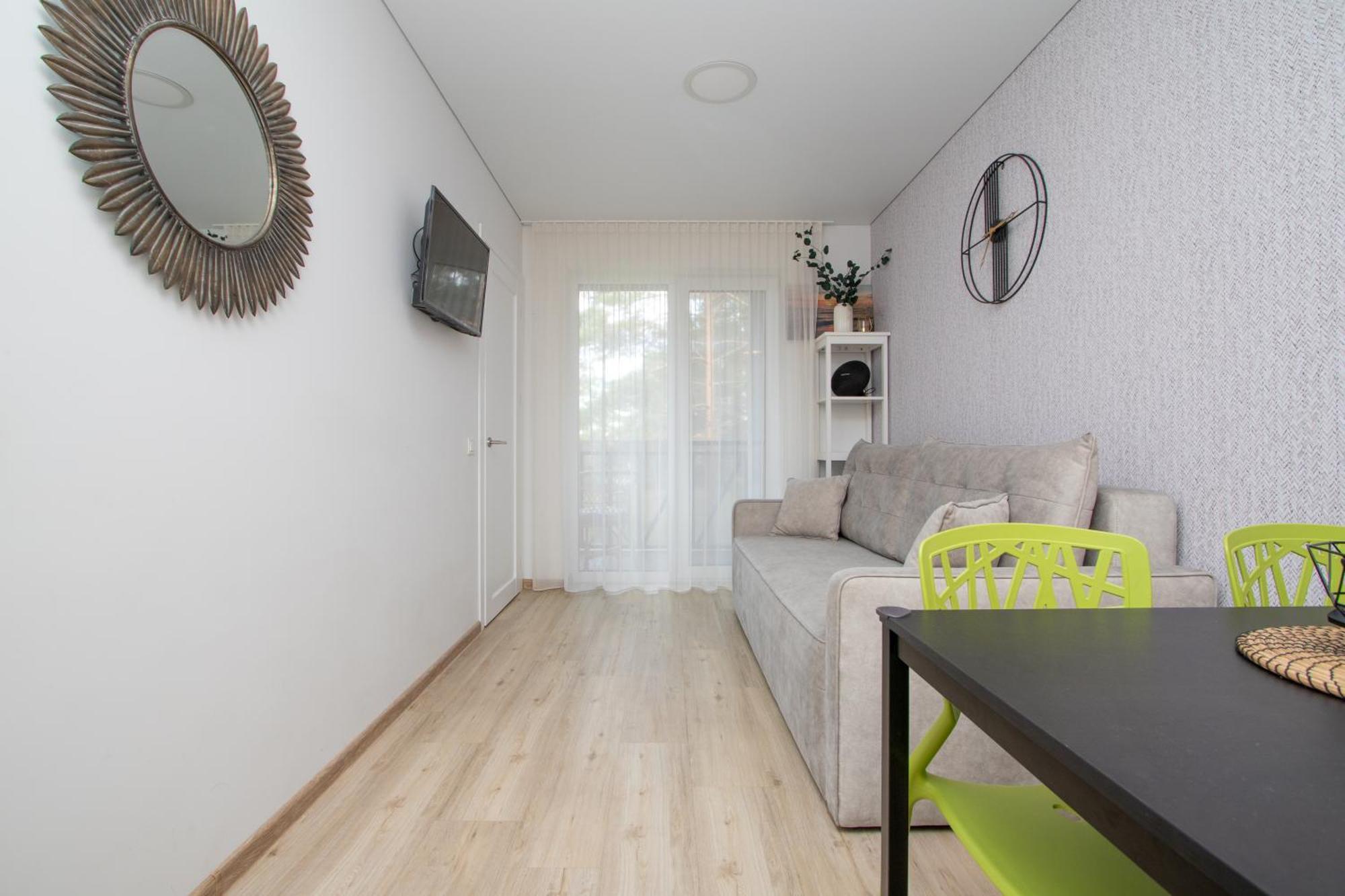 Sunny Pines Apartment Паланга Экстерьер фото