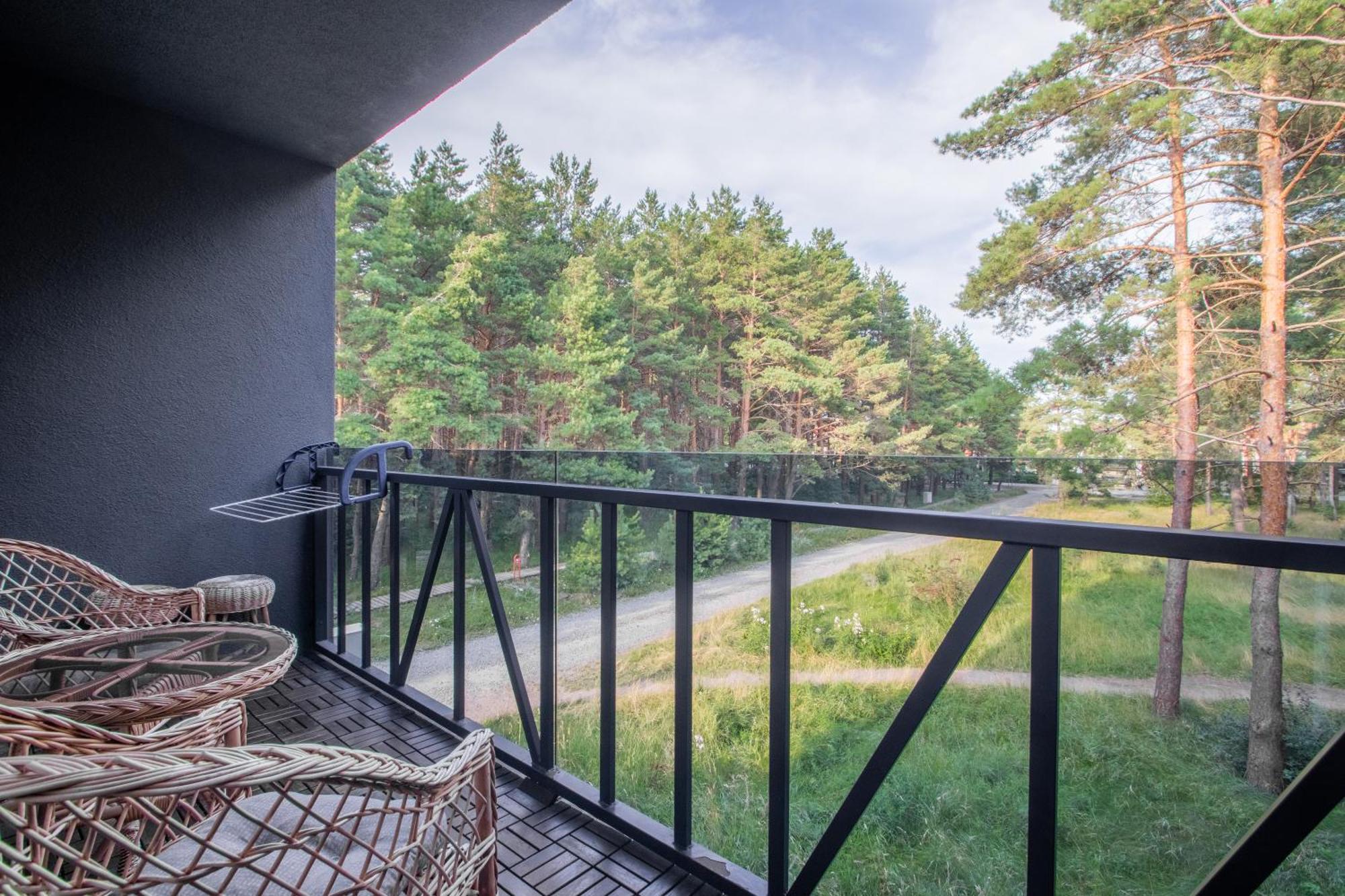 Sunny Pines Apartment Паланга Экстерьер фото