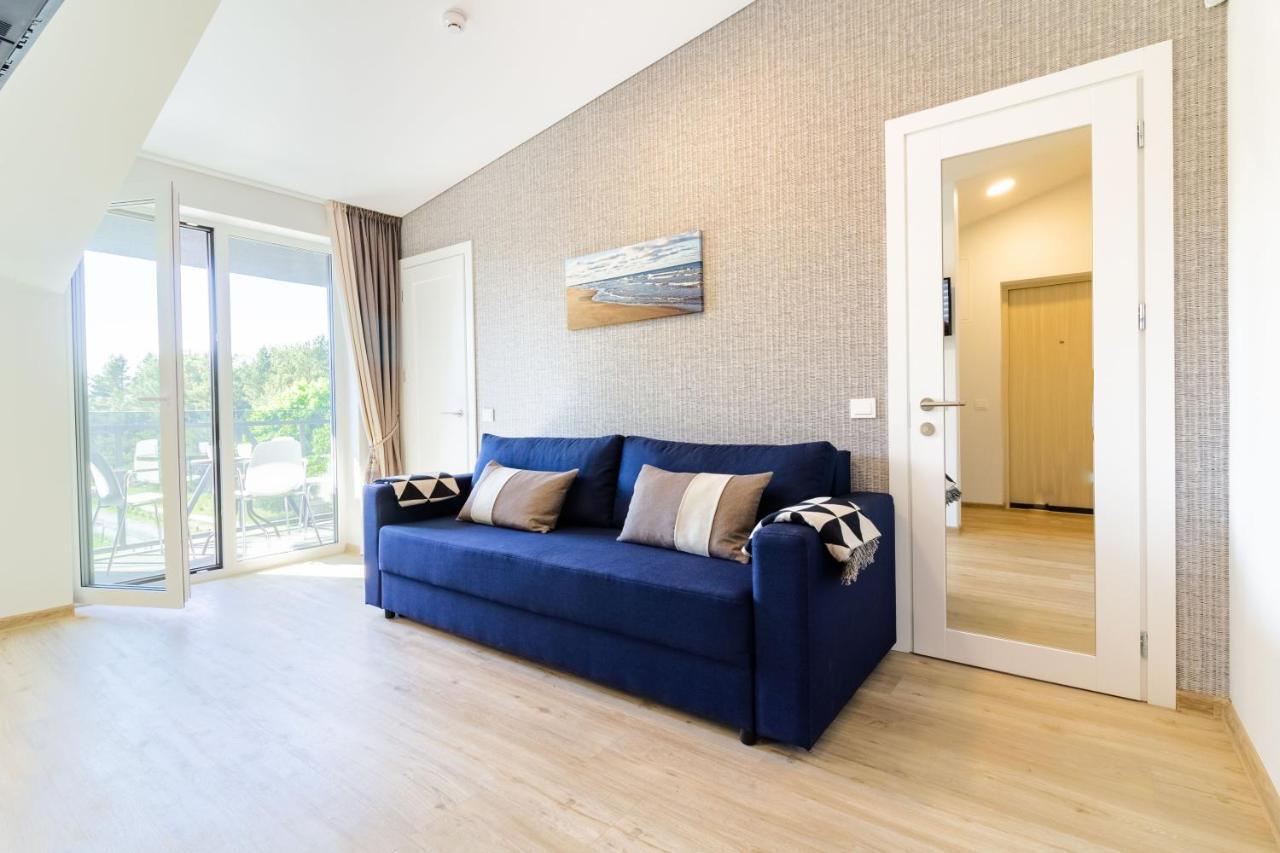 Sunny Pines Apartment Паланга Экстерьер фото