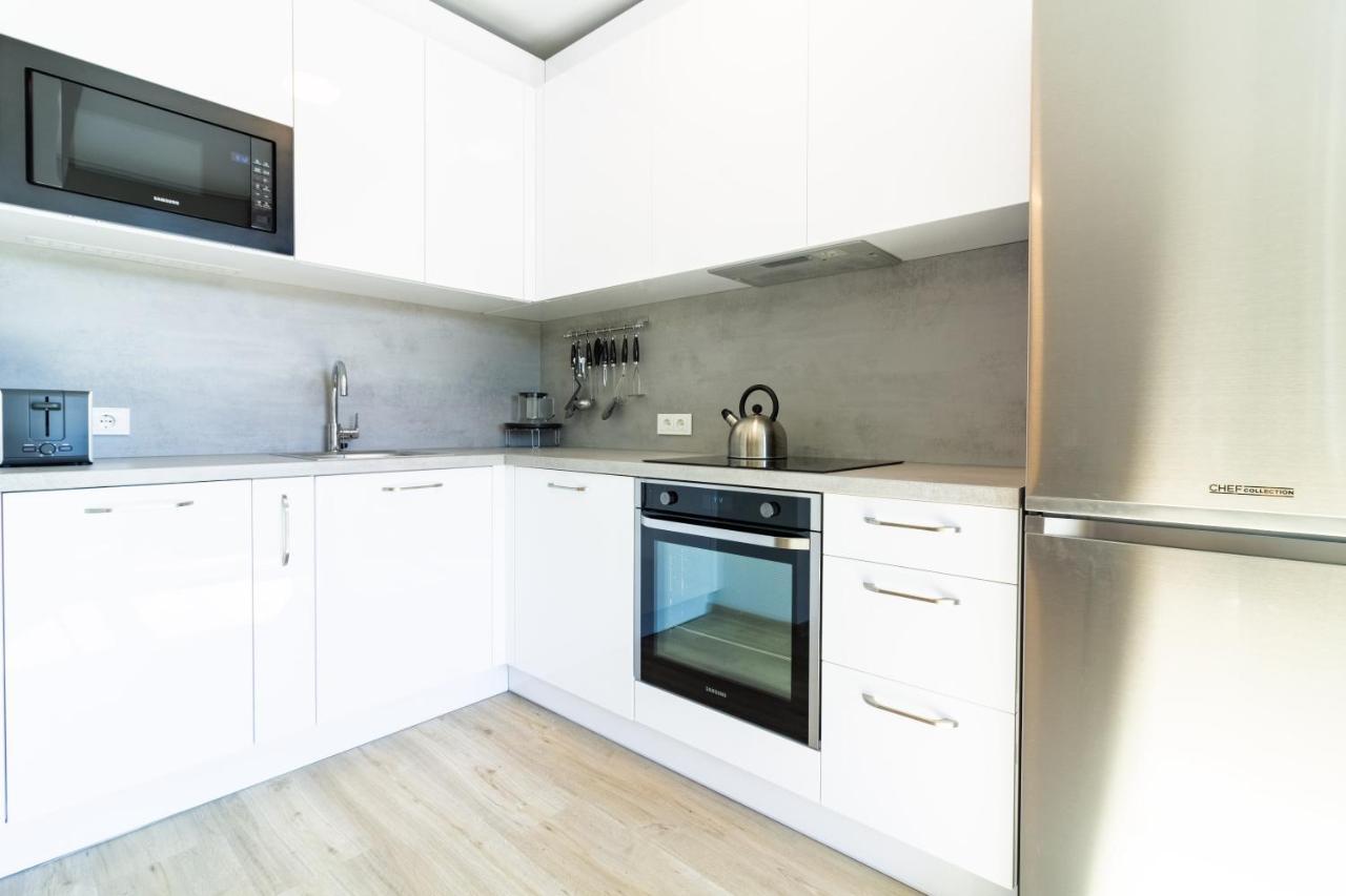 Sunny Pines Apartment Паланга Экстерьер фото
